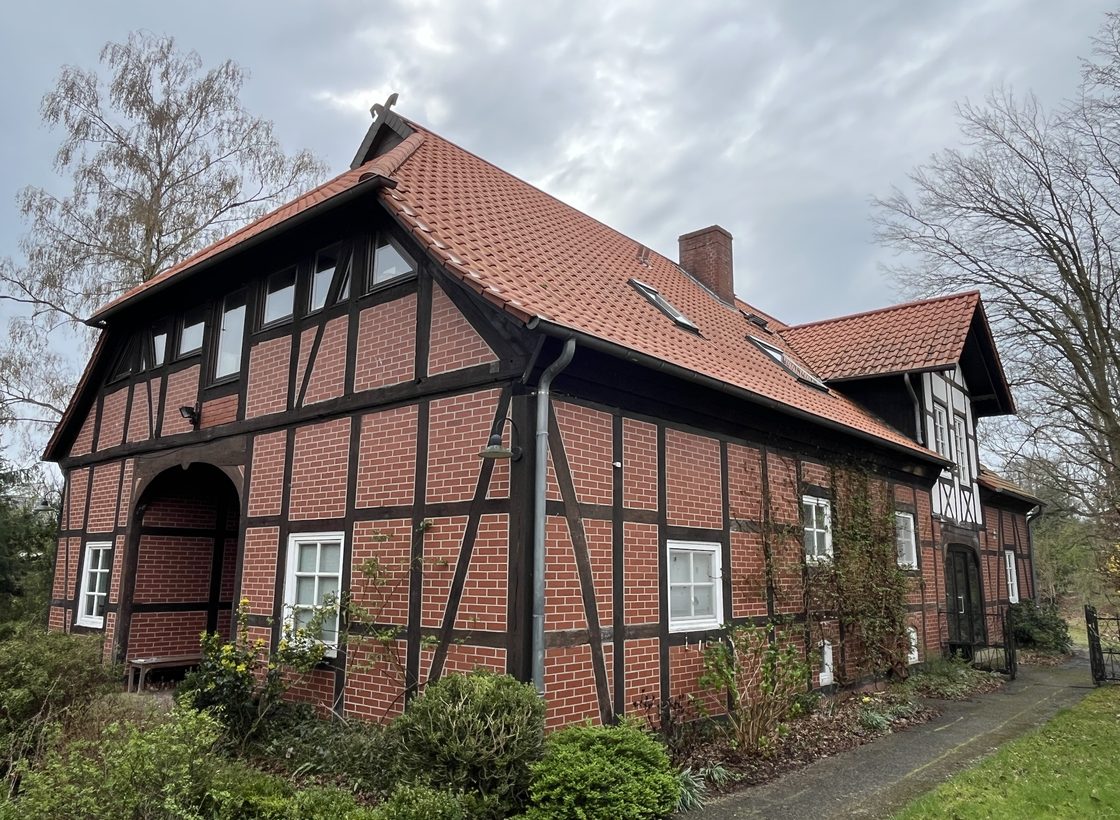 Saniertes Zweifamilienhaus – Referenzprojekt Effizienzhaus-Sanierung